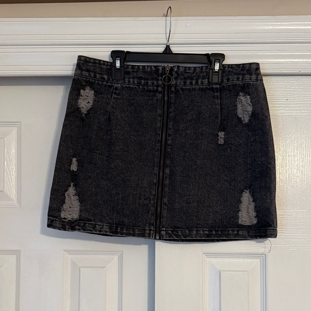 Storia Black Distressed Mini Skirt